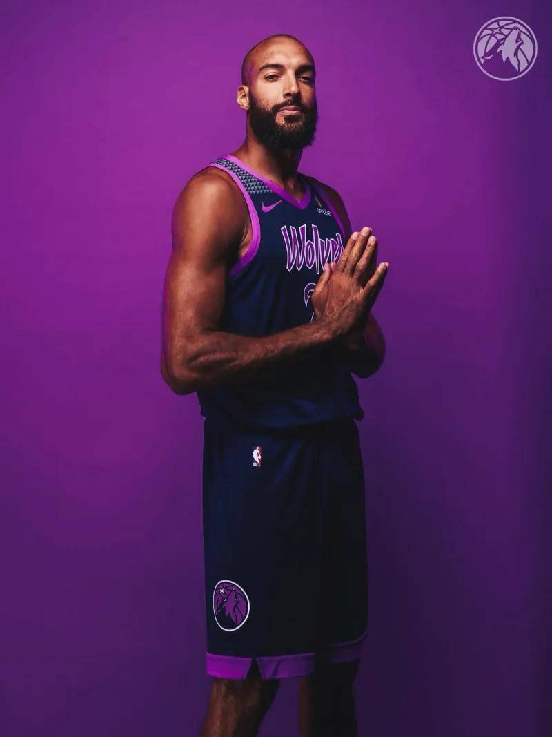 包含明尼苏达森林狼发布备战花絮，赛前刷新队史纪录，NBA总决赛任务艰巨，球队文化再被提及的词条开云体育